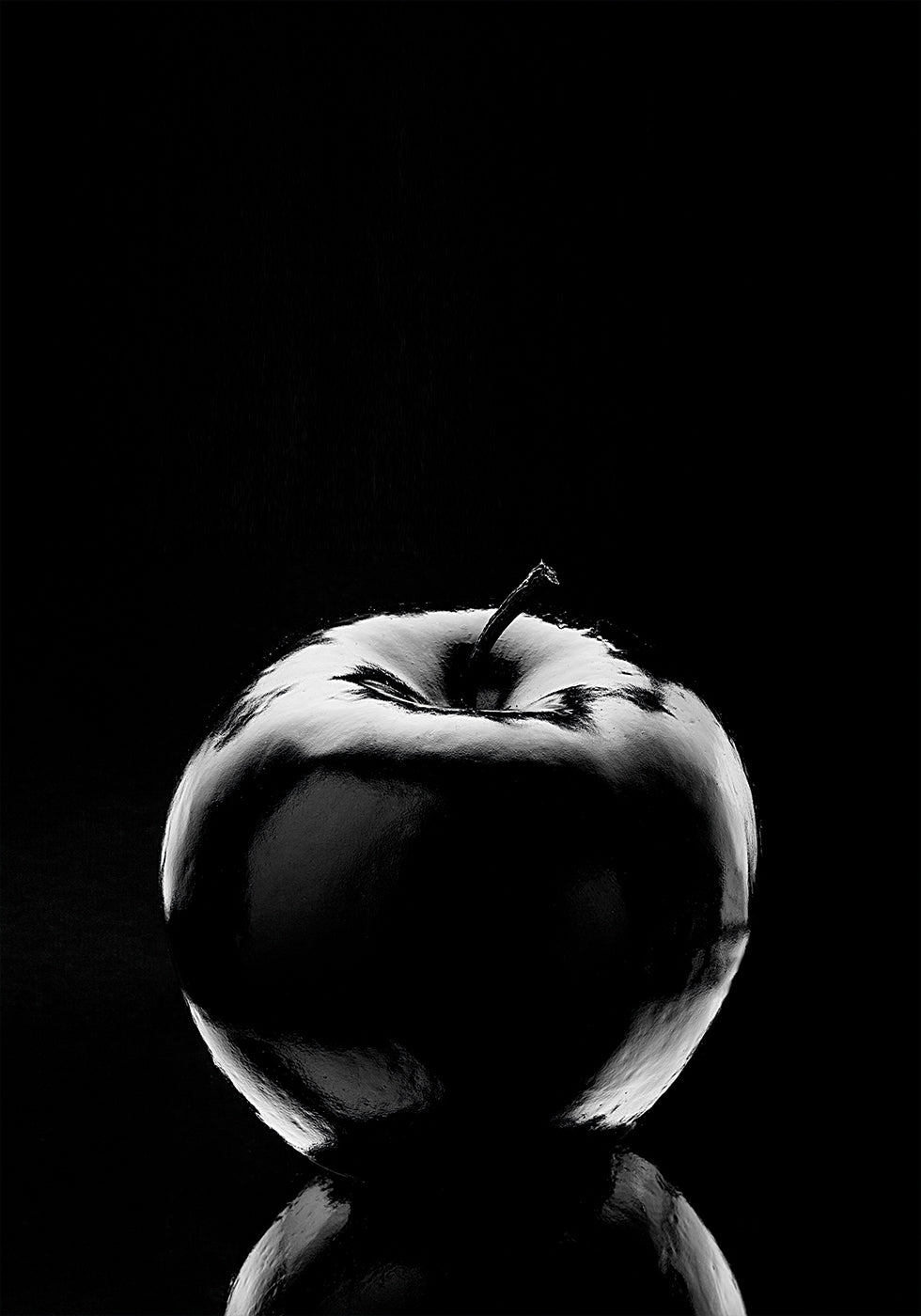 Black Apple №2 Poster - Posterbox.art