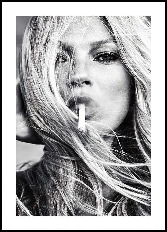 Kate Moss Smoking Poster - Posterbox.art
