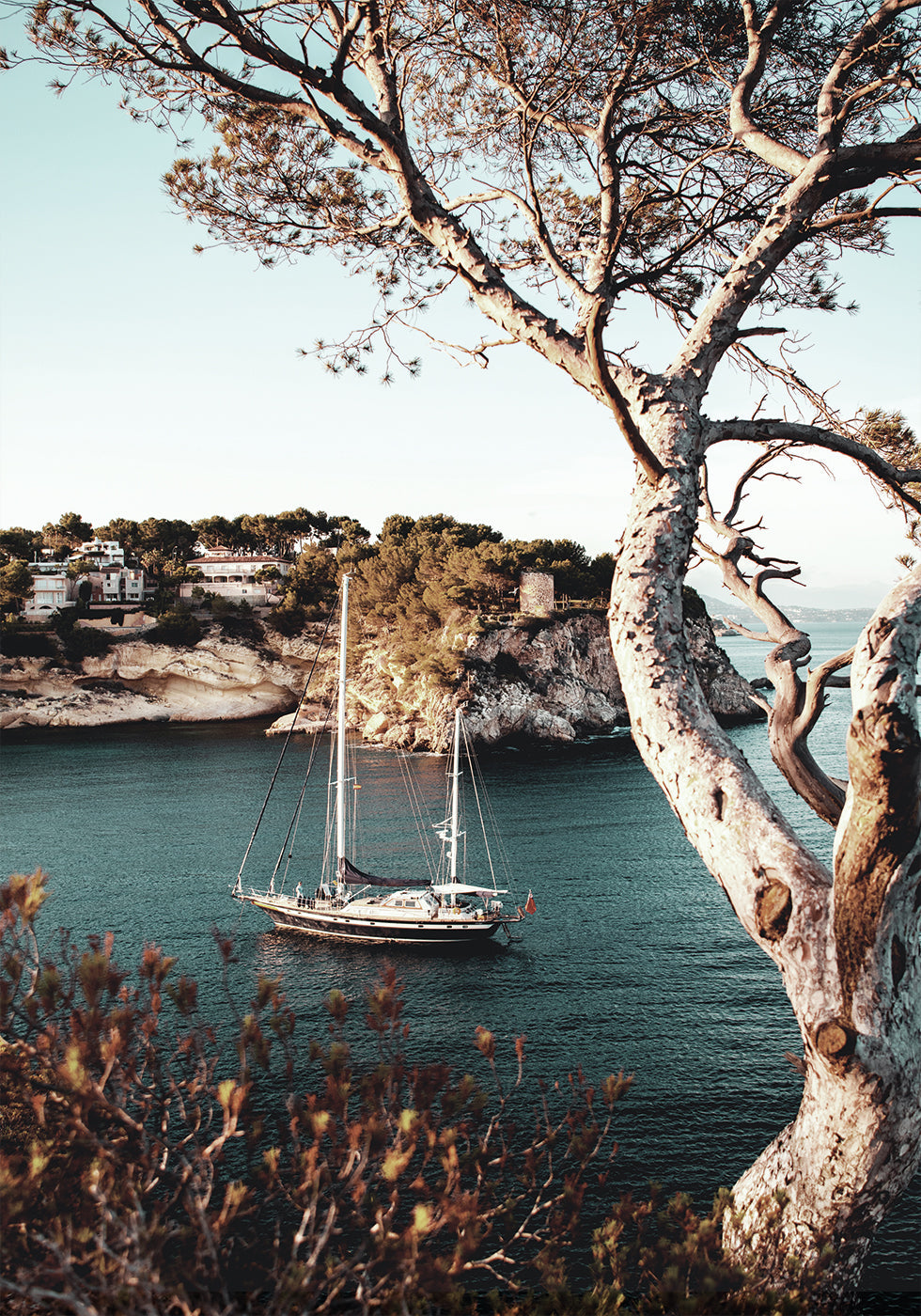Yacht In Bay Poster - Posterbox.art